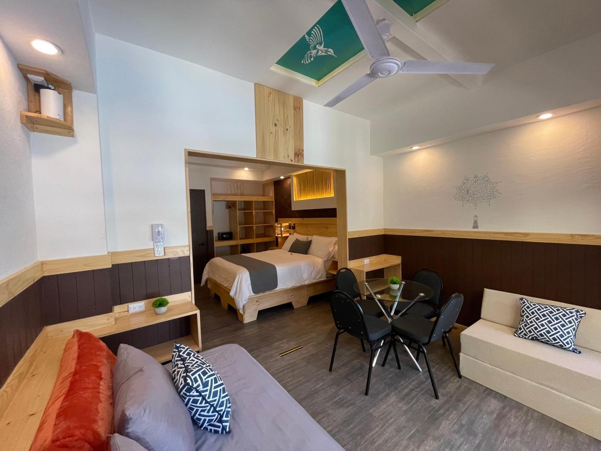 Aranjuez Lofts Santa Ana Apartment Santa Ana  Room photo